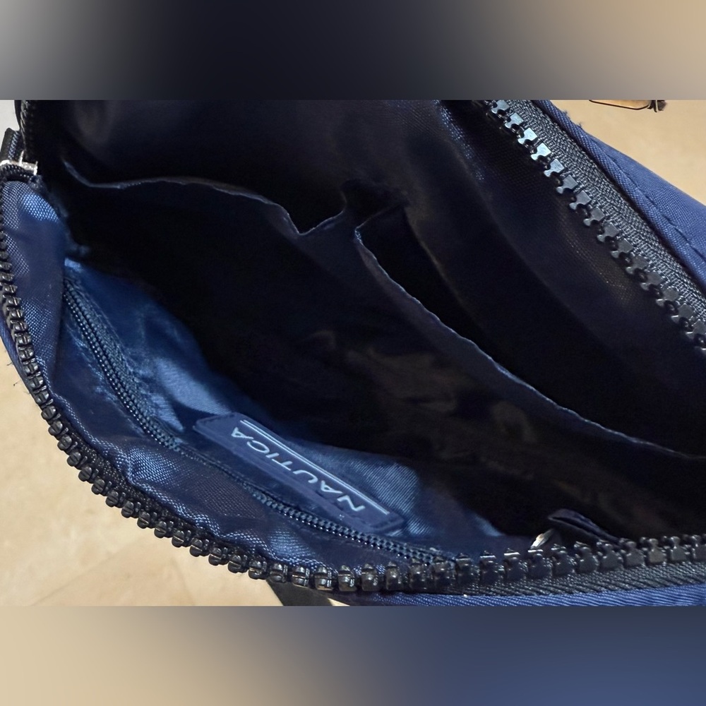 Náutica Nylon Bean Crossbody / Belt Bags with adjustable shoulder straps . New - Picture 10 of 14
